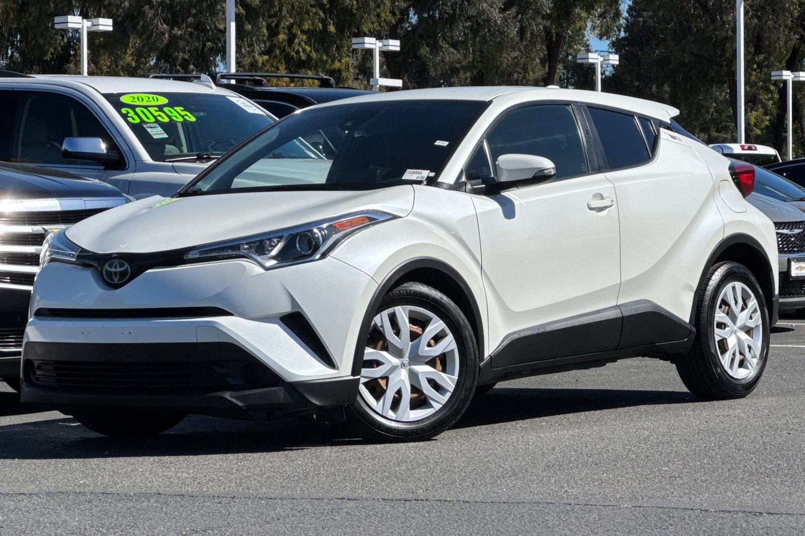 Used 2019 Toyota C-HR LE image 9