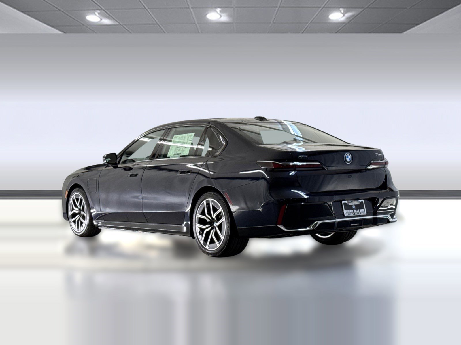 New 2026 BMW 750e xDrive AWD/4WD image 3