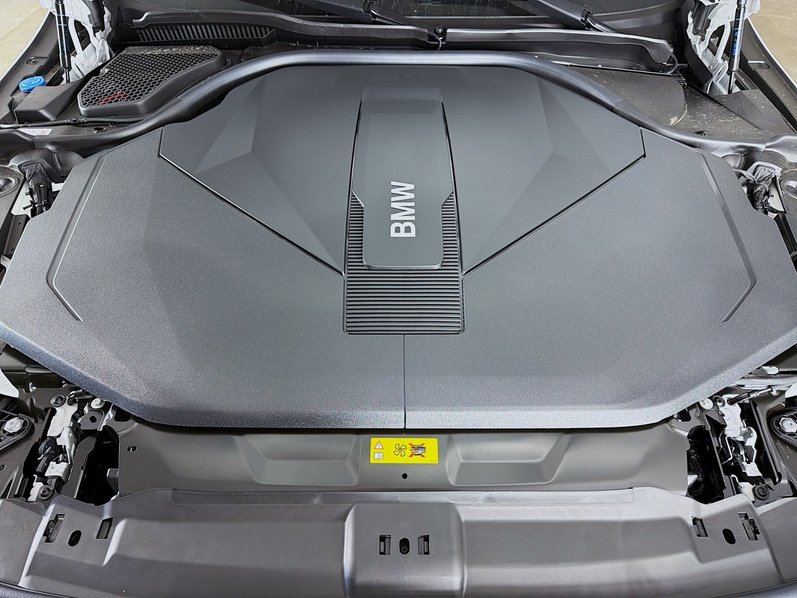 New 2027 BMW i5 eDrive40 RWD image 32