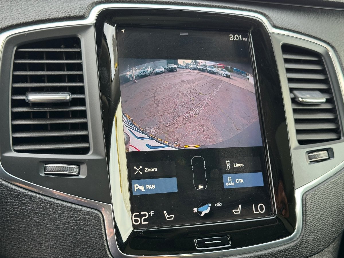 Used 2020 Volvo XC90 T5 Momentum w/ Protection Package Premier FWD image 34