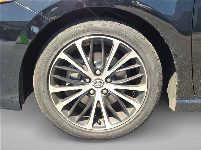 Used 2020 Toyota Camry SE FWD image 15