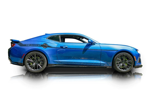 Used 2017 Chevrolet Camaro ZL1 w/ LPO, ZL1 Protection Package RWD image 2