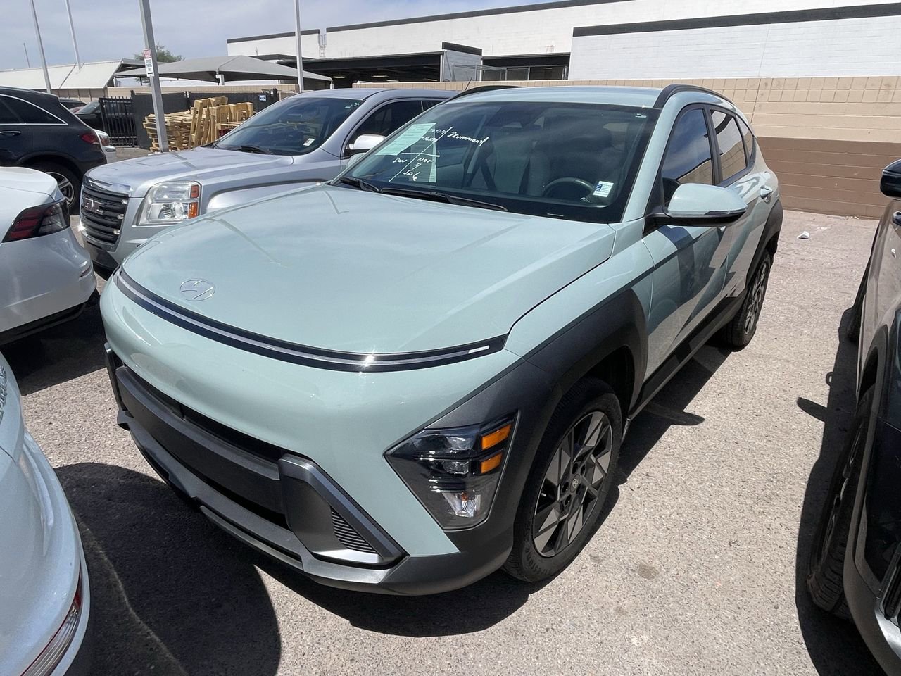 Used 2025 Hyundai Kona SEL image 3