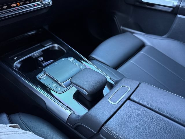 Used 2022 Mercedes-Benz GLB 250 4MATIC w/ Premium Package Lite image 24