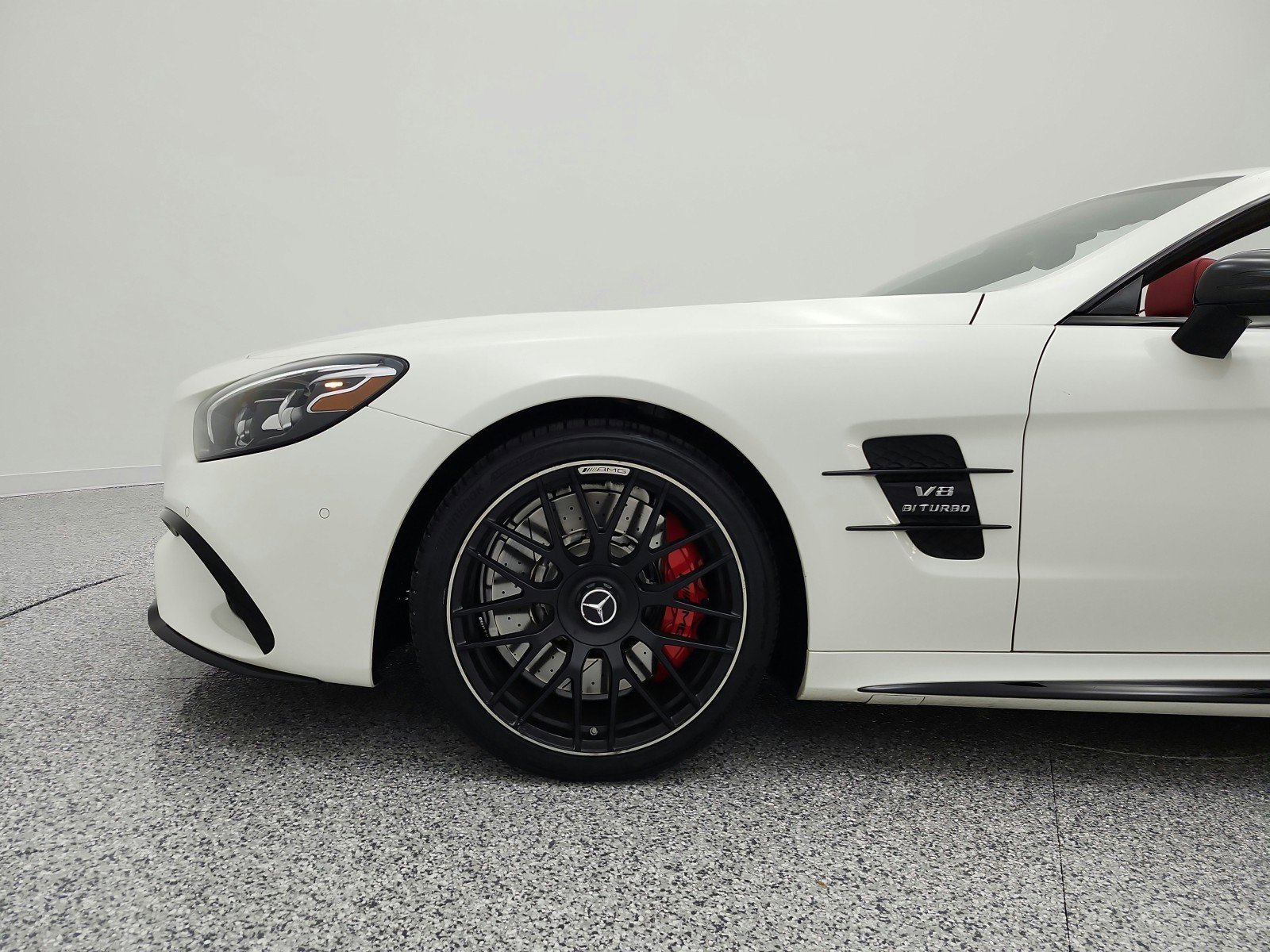 Used 2019 Mercedes-Benz SL 63 AMG image 23