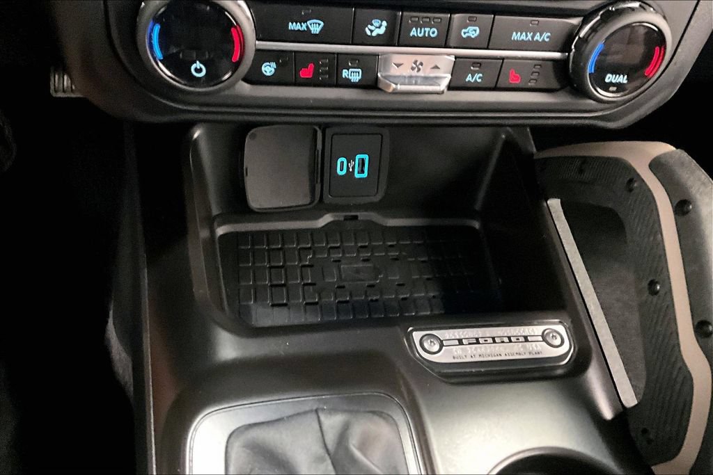 Used 2024 Ford Bronco Outer Banks AWD/4WD image 24