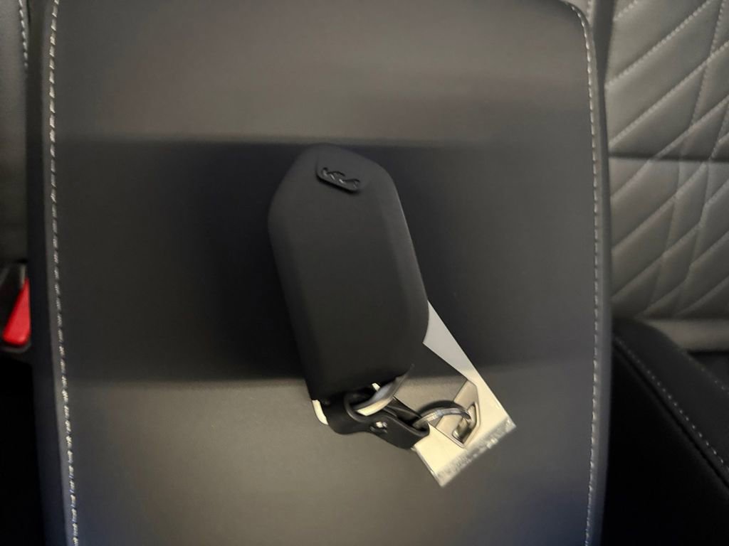 Used 2025 Kia Telluride SX X-Line image 32