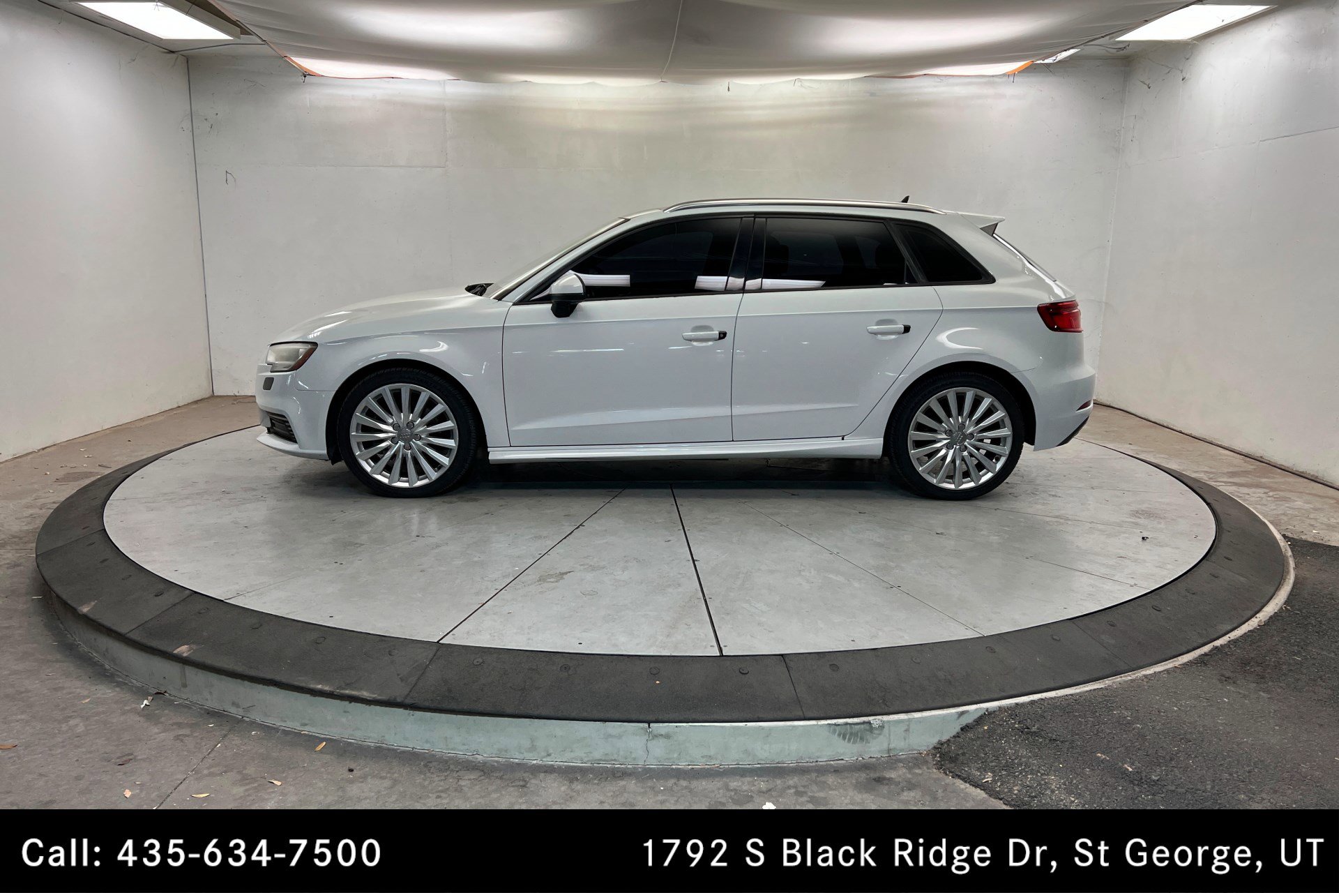 Used 2017 Audi A3 e-tron Premium w/ Sport Package image 2