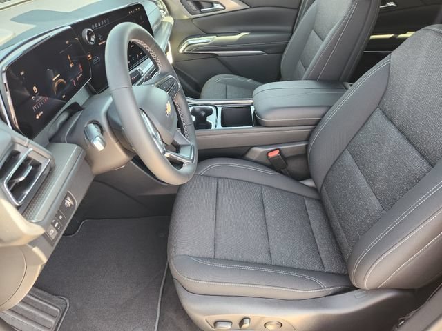 New 2027 Chevrolet Traverse LT FWD image 14