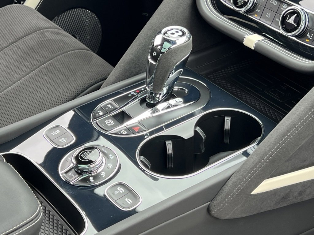 Used 2023 Bentley Bentayga Speed image 42