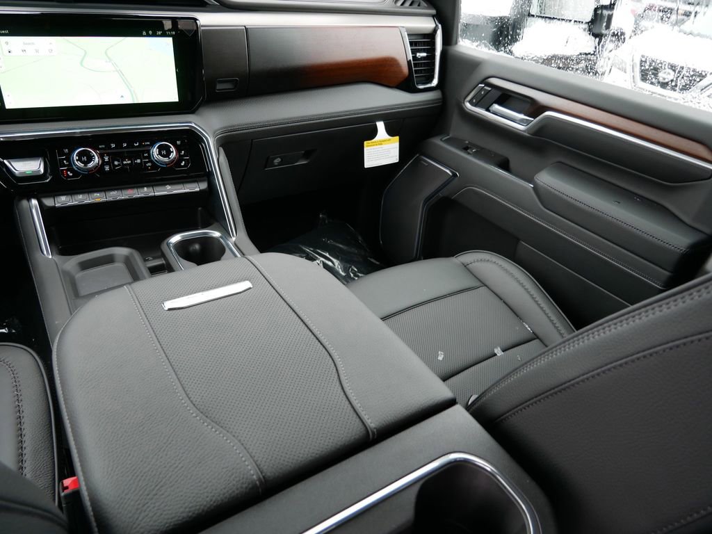 New 2026 GMC Sierra 3500 Denali w/ Denali Reserve Package AWD/4WD image 13