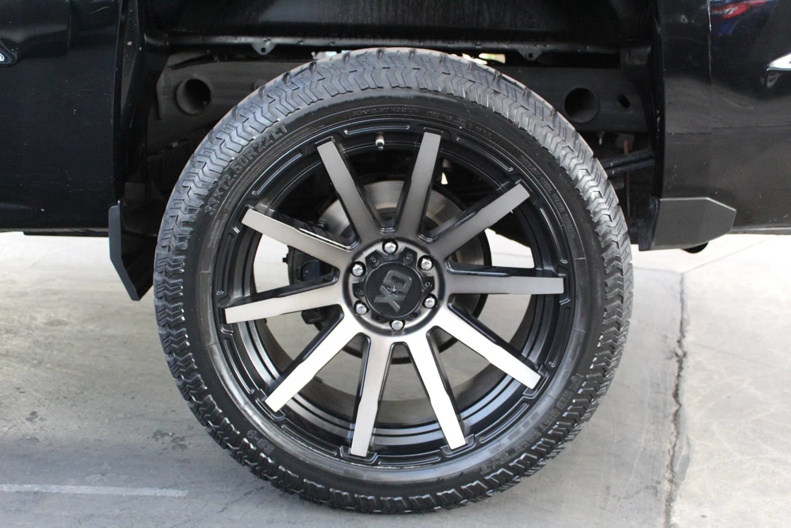 Used 2018 Chevrolet Silverado 1500 Custom w/ Custom Value Package RWD image 31