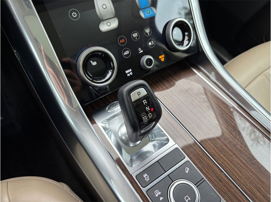 Used 2021 Land Rover Range Rover Sport HSE Silver Edition image 38