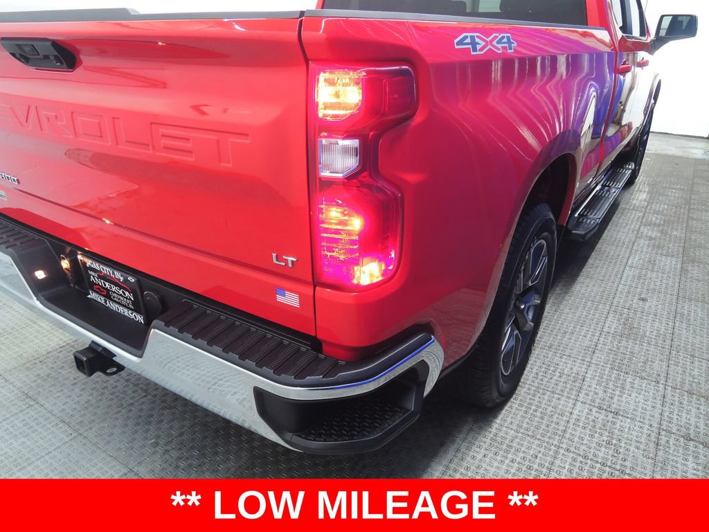 Used 2025 Chevrolet Silverado 1500 LT AWD/4WD image 32