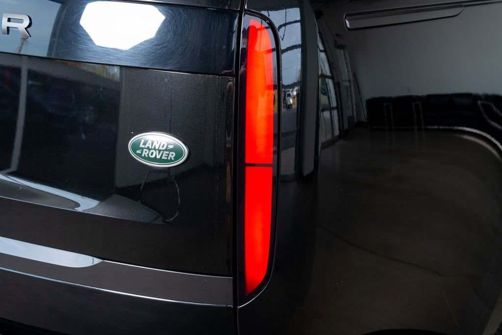 Used 2023 Land Rover Range Rover Long Wheelbase Autobiography AWD/4WD image 28