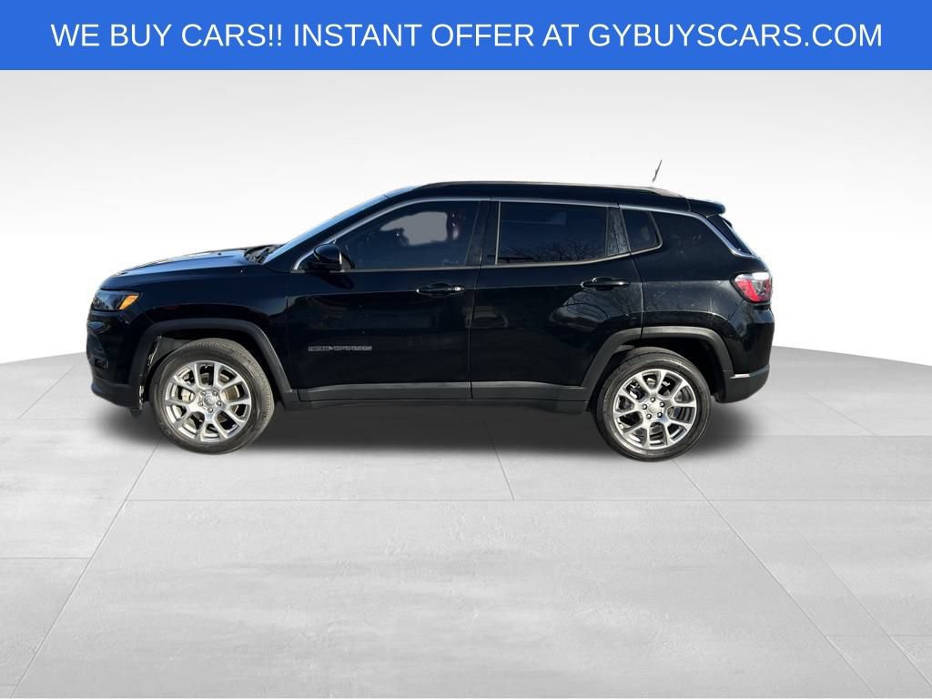 Used 2022 Jeep Compass Latitude AWD/4WD image 3