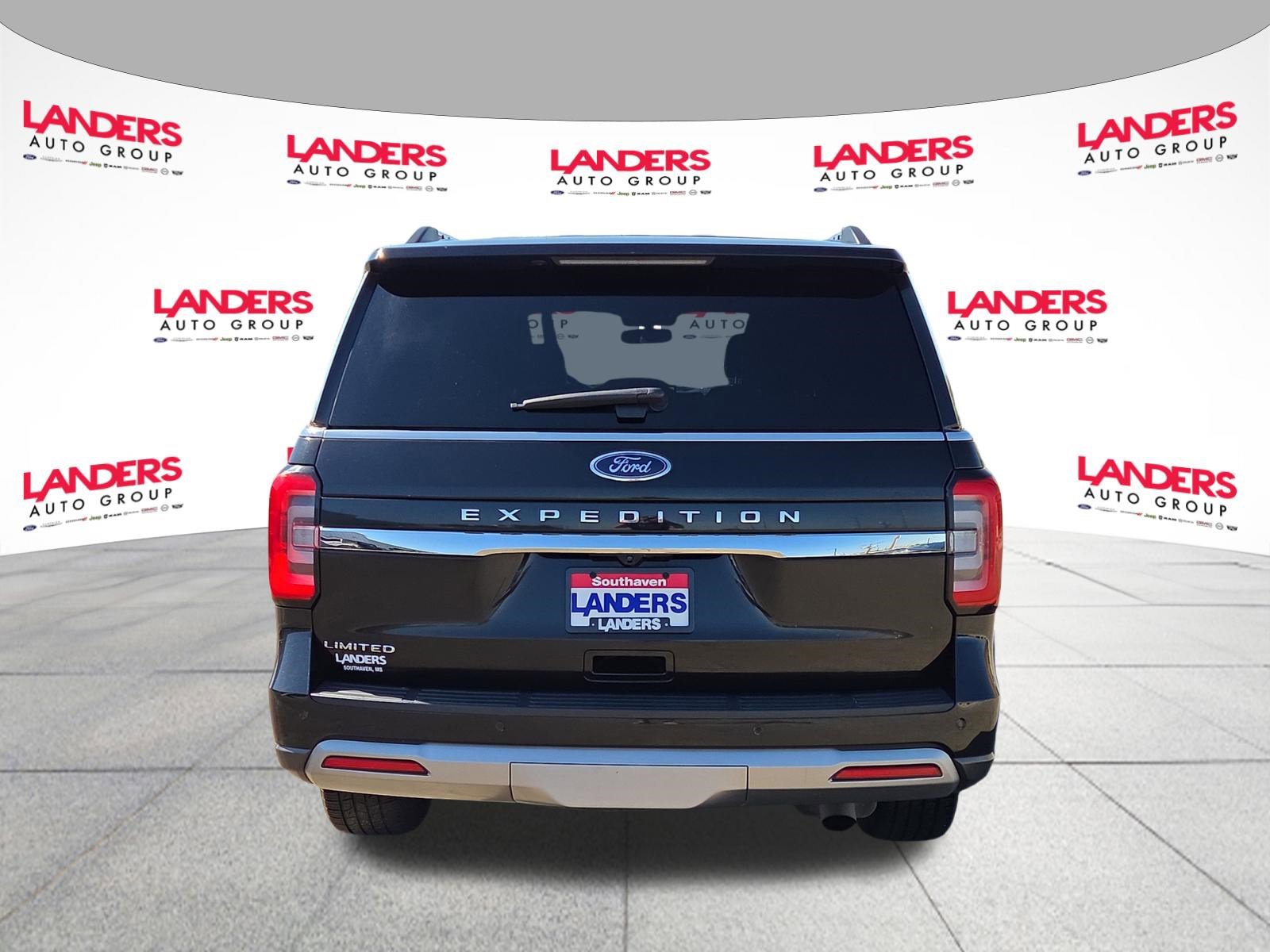 Used 2023 Ford Expedition Limited image 4