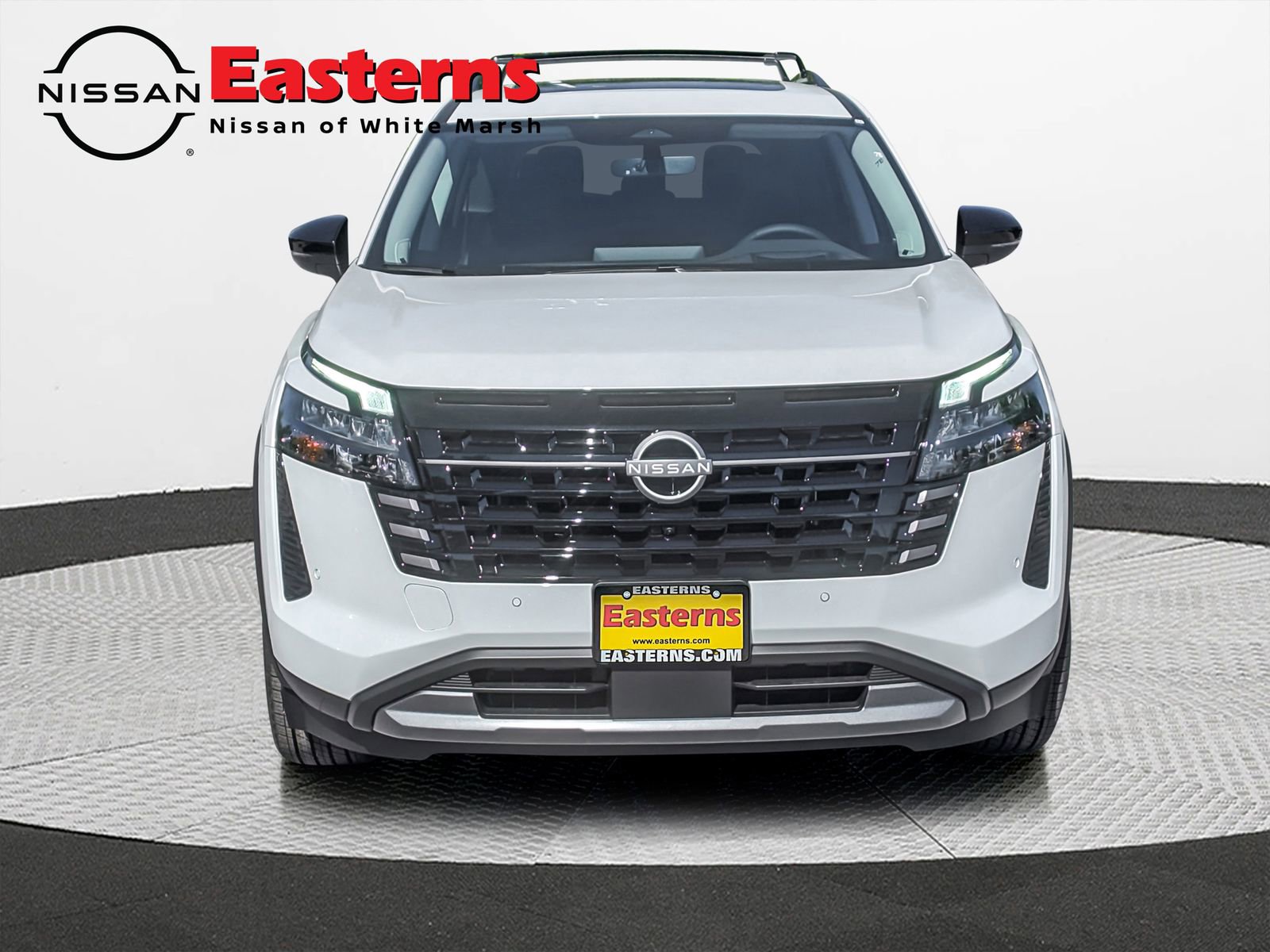 New 2026 Nissan Pathfinder Platinum AWD/4WD image 4