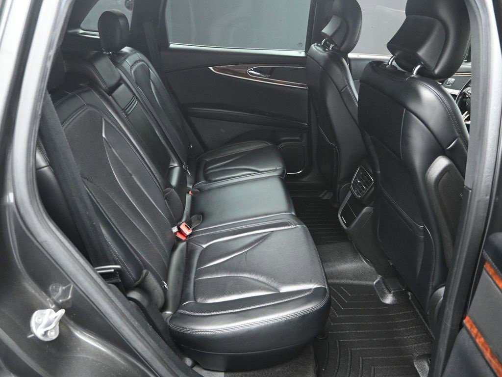 Used 2018 Lincoln MKX Reserve image 36