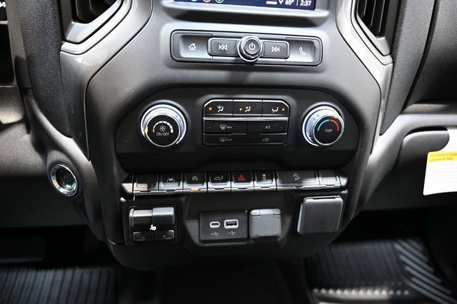 New 2026 Chevrolet Silverado 1500 Custom Trail Boss w/ LPO, Dark Essentials Package image 18