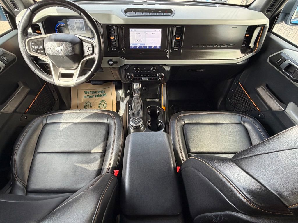 Used 2023 Ford Bronco Badlands w/ Sasquatch Package image 12