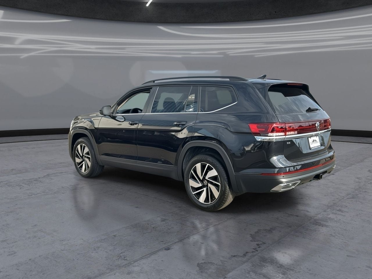 New 2026 Volkswagen Atlas SE FWD image 4