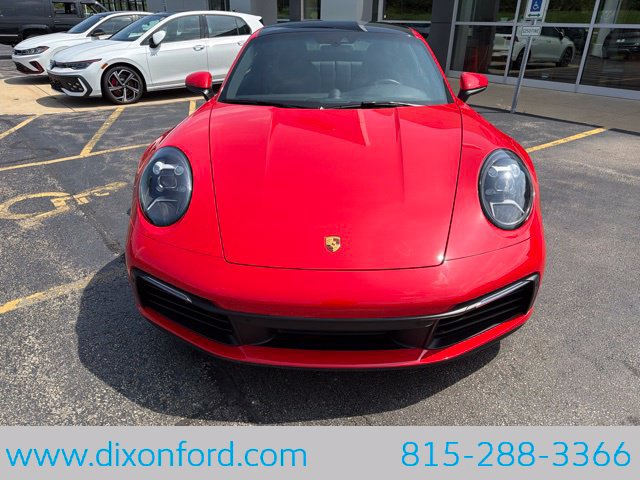 Used 2024 Porsche 911 Carrera RWD image 2