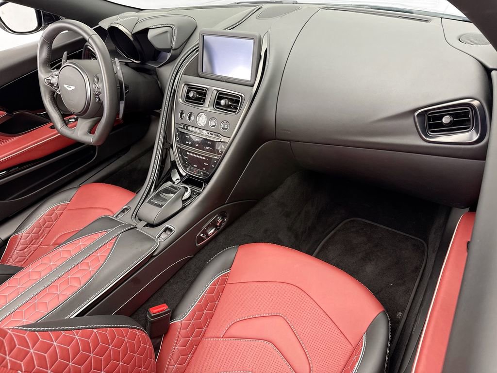 Used 2021 Aston Martin DBS Superleggera Volante image 24