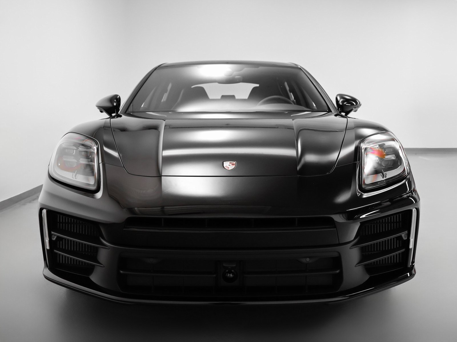 New 2026 Porsche Panamera 4 image 8