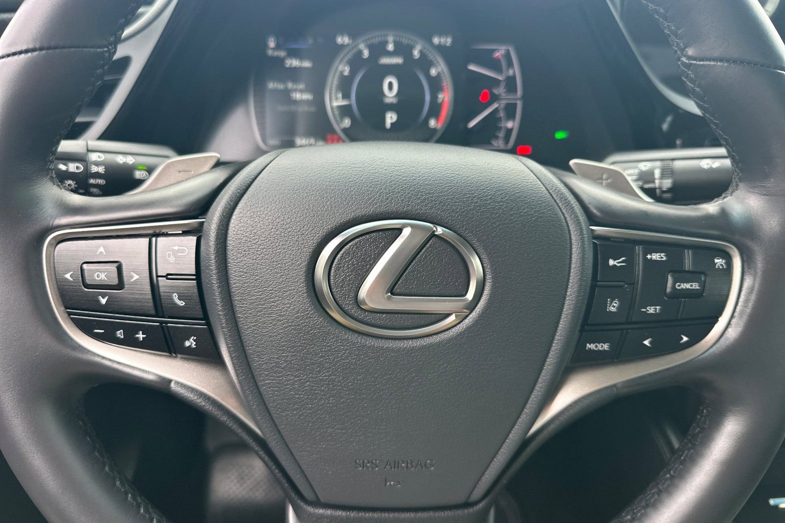 Certified 2025 Lexus ES 350 w/ Premium Package FWD image 18