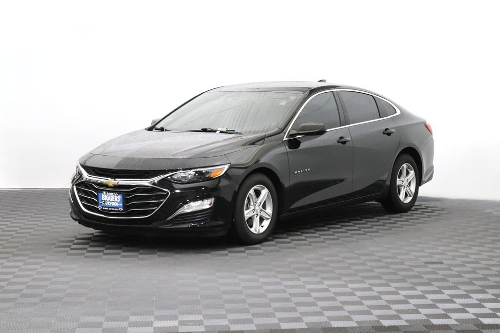 Certified 2023 Chevrolet Malibu LS FWD image 3
