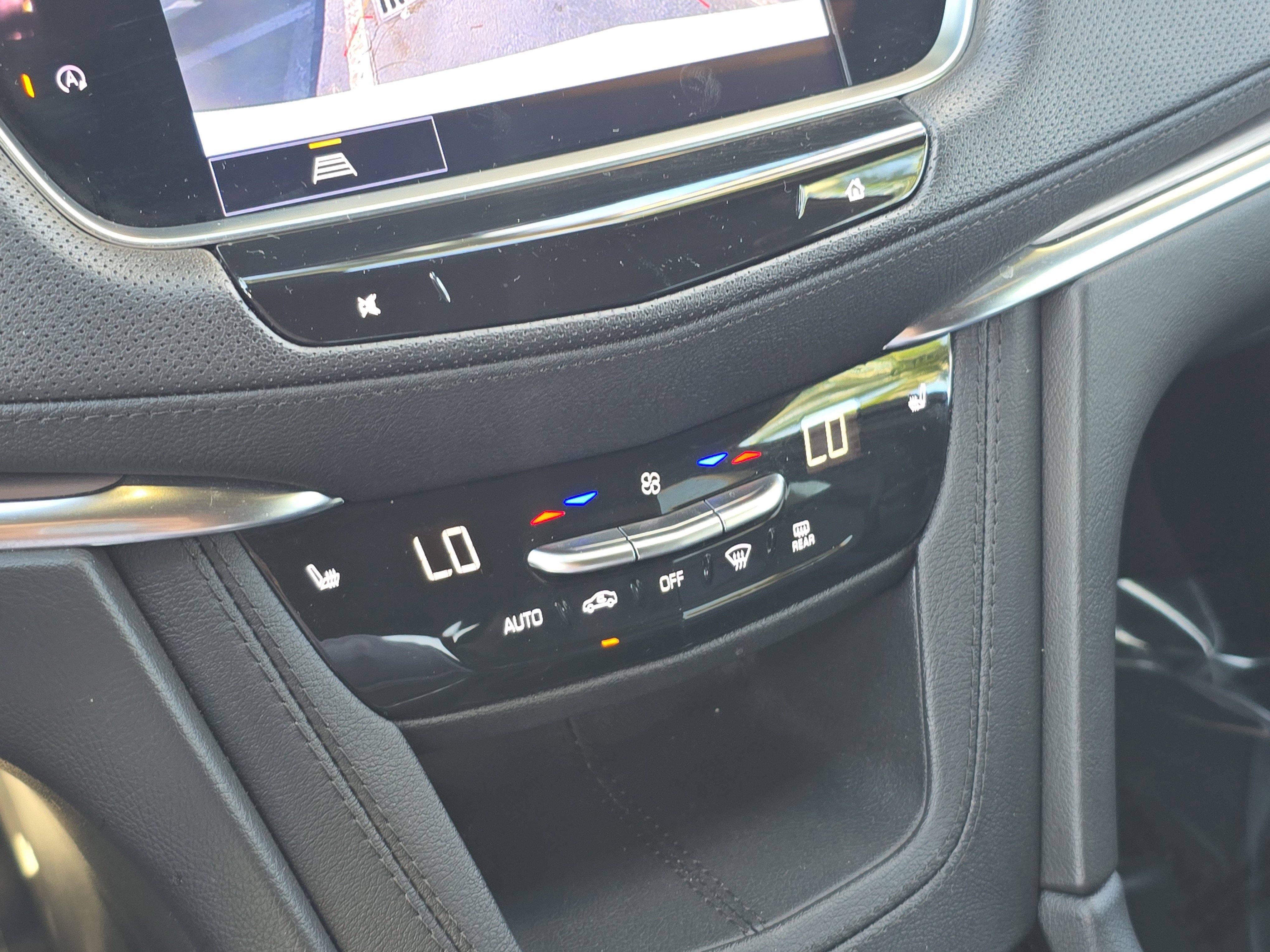 Used 2023 Cadillac XT5 Luxury image 26