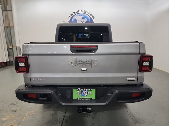 Used 2020 Jeep Gladiator Overland image 7