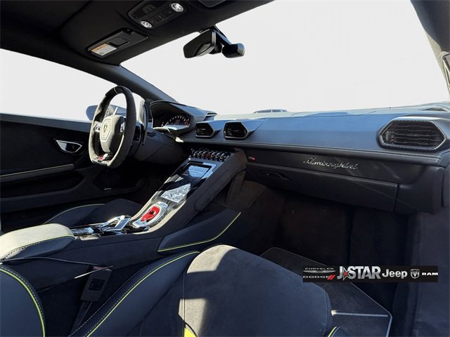 Used 2024 Lamborghini Huracan Sterrato image 12