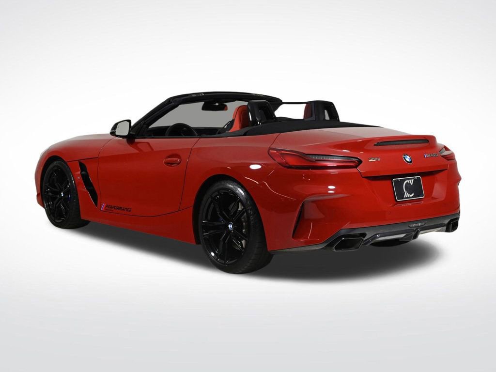 Used 2023 BMW Z4 M40i w/ Premium Package image 3