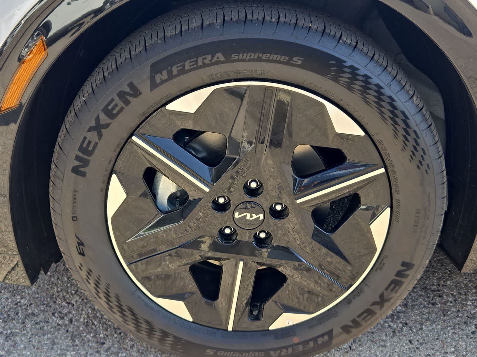New 2026 Kia EV6 Wind RWD image 14