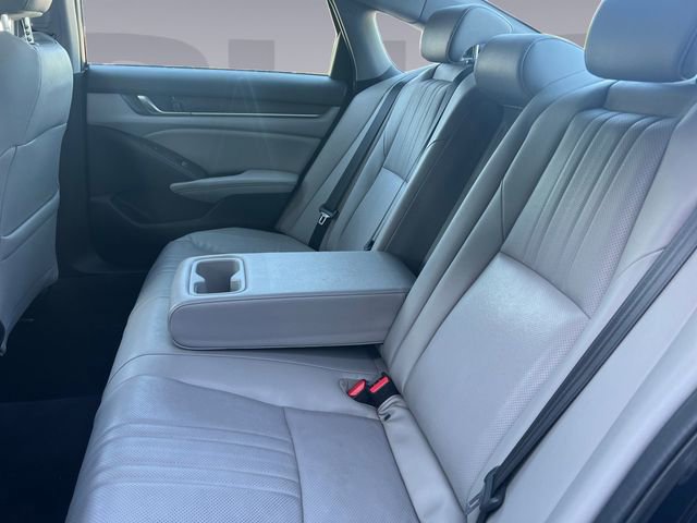 Used 2019 Honda Accord Touring image 16