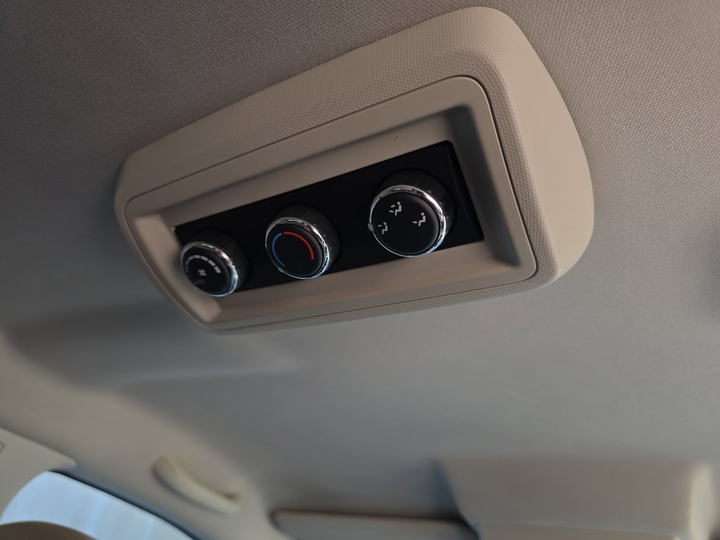 Used 2017 Dodge Journey SE w/ Flexible Seating Group image 25