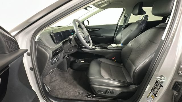 Used 2025 Kia EV6 Light AWD/4WD image 11