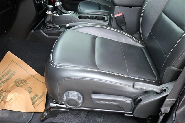 Used 2021 Jeep Wrangler Unlimited Sahara w/ Safety Group image 12