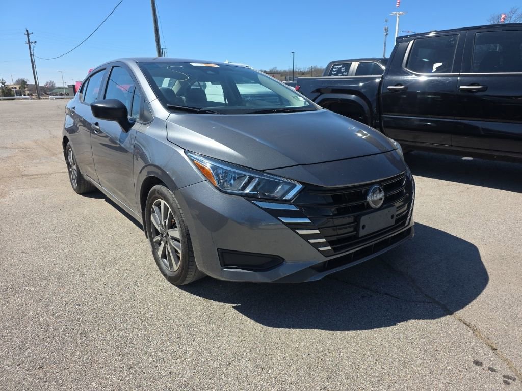 Used 2024 Nissan Versa S w/ S Plus Package image 3
