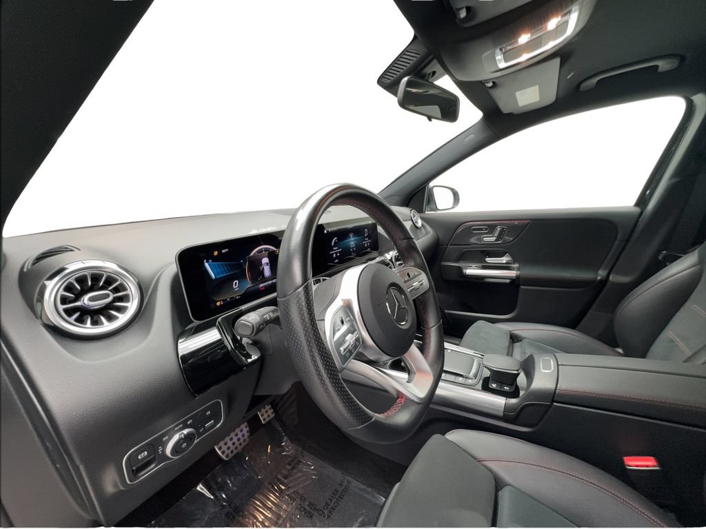 Used 2021 Mercedes-Benz GLA 35 AMG 4MATIC image 21
