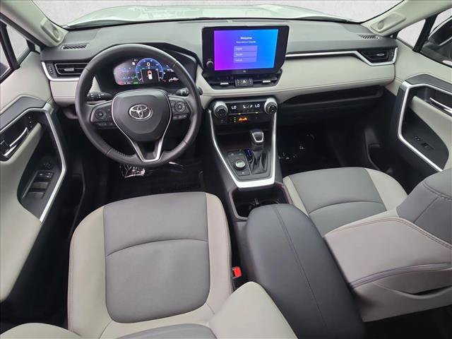 Used 2023 Toyota RAV4 Limited AWD/4WD image 18