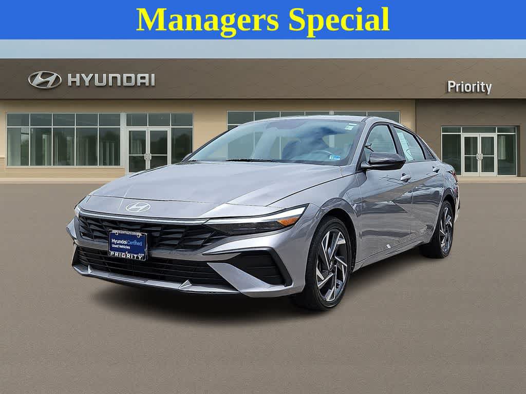 Certified 2025 Hyundai Elantra SEL