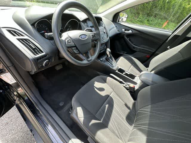Used 2018 Ford Focus SE FWD image 13