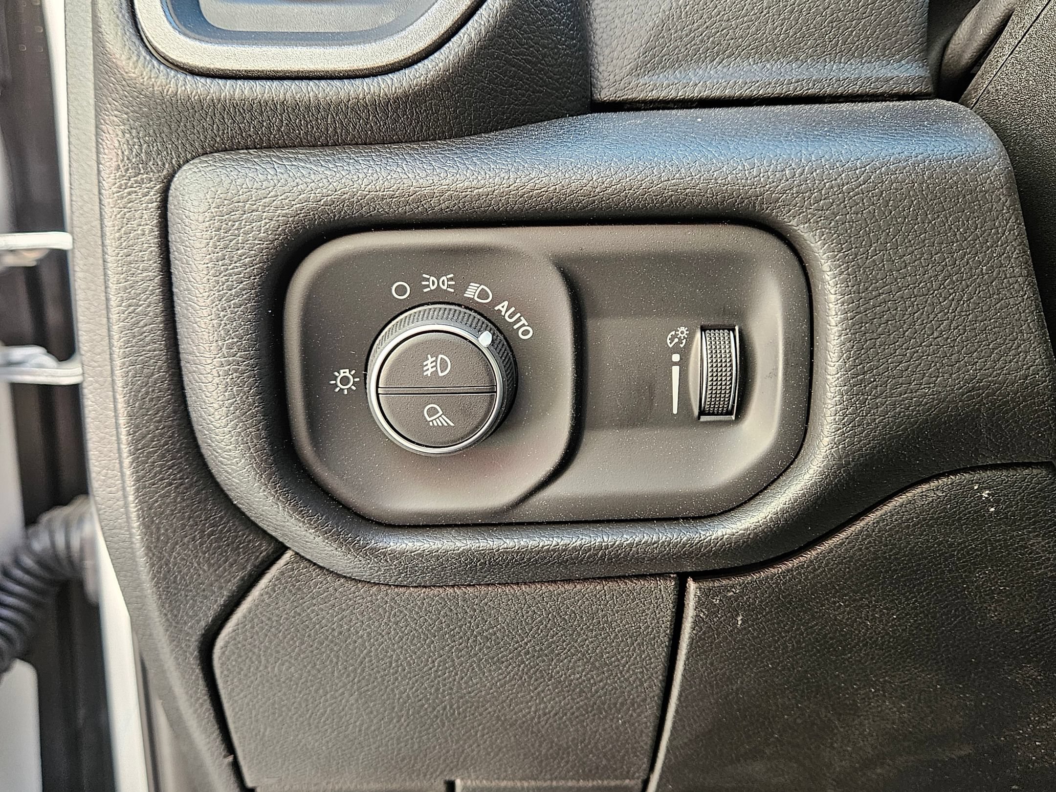 New 2026 RAM 2500 Tradesman AWD/4WD image 17