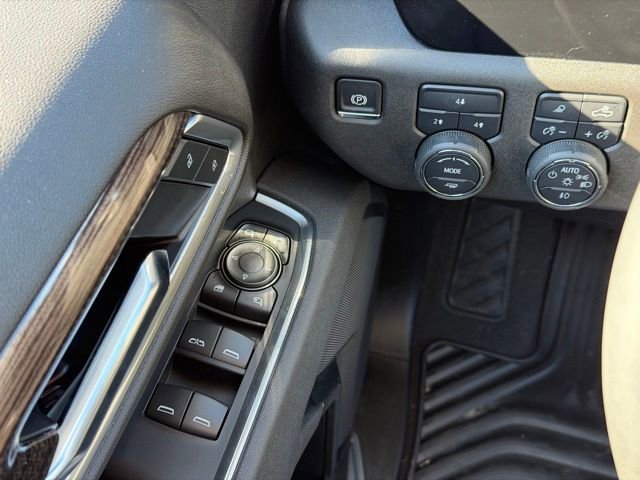 New 2025 Chevrolet Silverado 2500 LT w/ Z71 Chrome Sport Edition image 37