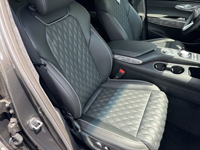 Used 2025 Genesis GV70 3.5T Sport w/ Sport Advanced Package image 23