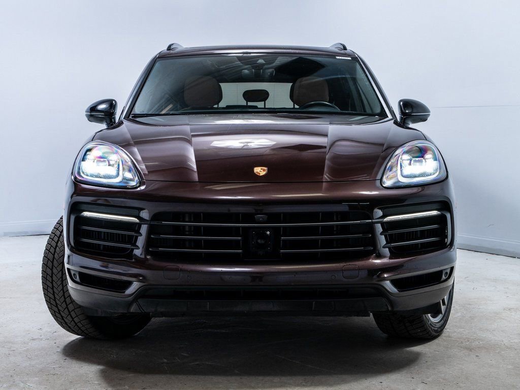 Used 2023 Porsche Cayenne Platinum Edition image 10