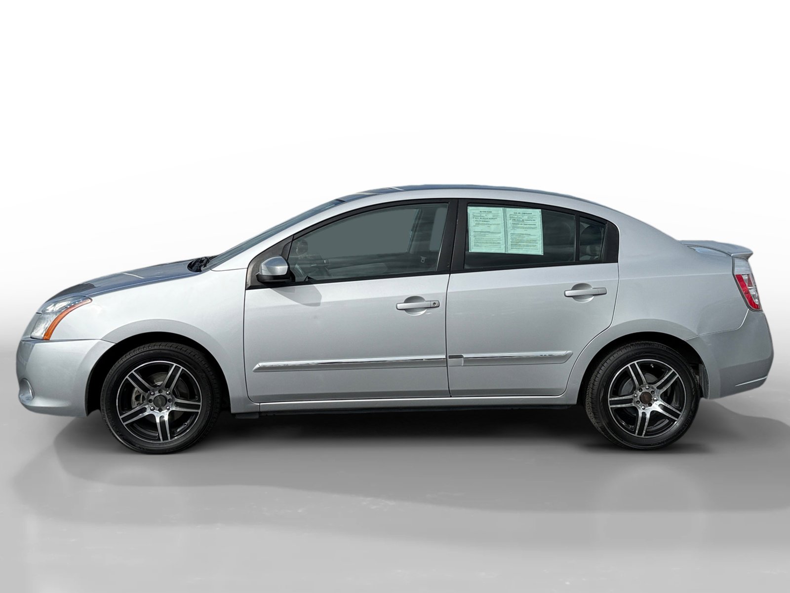 Used 2012 Nissan Sentra 2.0 S image 2